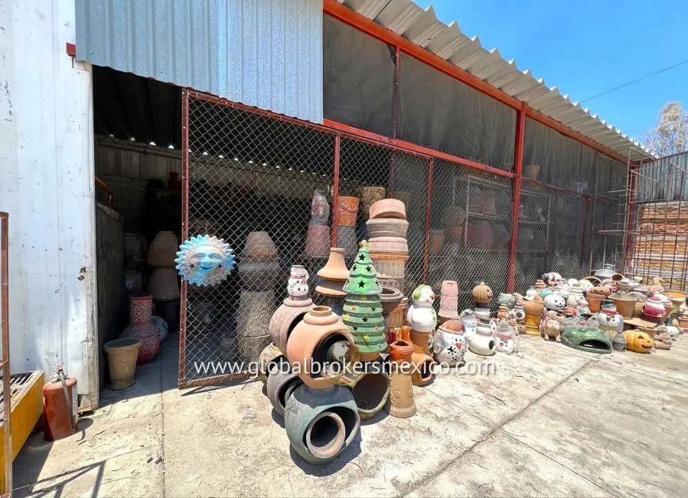 Foto 8 de Excelente Bodega con Amplio Terreno de Maniobras en Santa Paula, Tonala, Jalisco