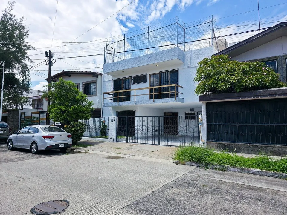 Foto 2 de Casa en Renta en Camino Real, Zapopan
