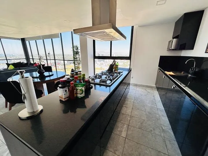 Foto 4 de PENTHOUSE AMUEBLADO EN RENTA EN PLENITUD VALLE REAL