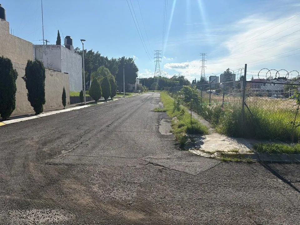 Foto 3 de Terreno en Venta en Lomas de San Gonzalo