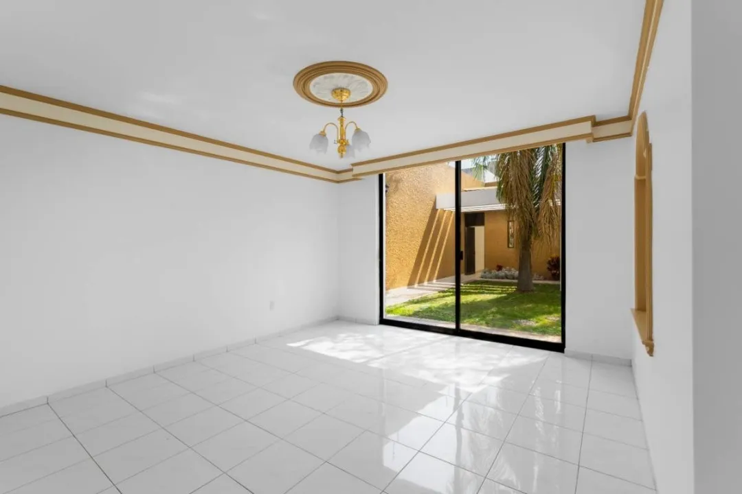 Foto 9 de Casa en venta en Calle Aldous Huxley, Jardines Universidad, Zapopan