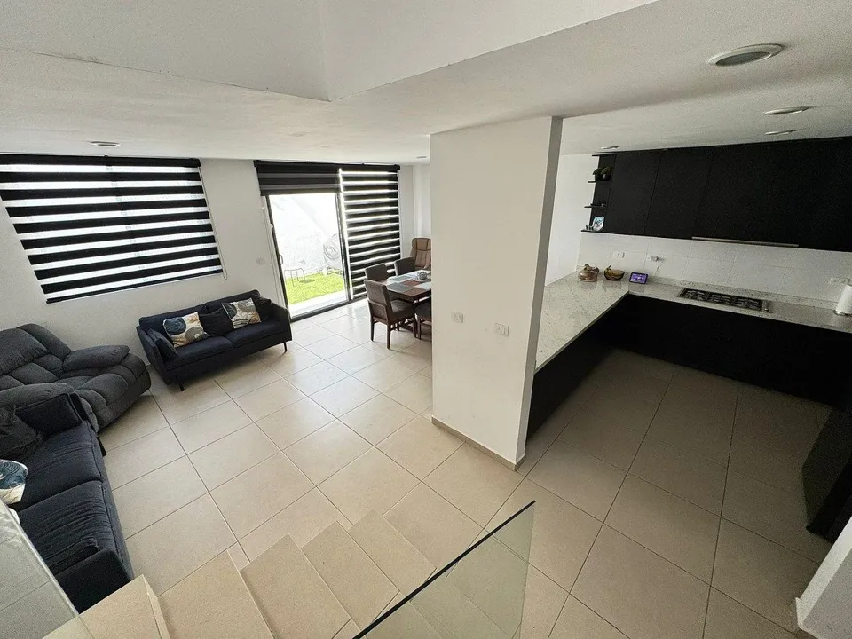 Foto 4 de CASA EN VENTA EN JARDINES DE SANTA ANITA