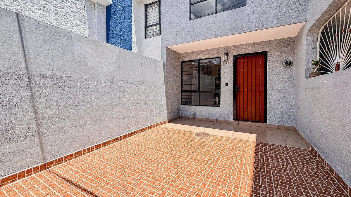 Foto 2 de CASA EN VENTA PARQUE DE TLAQUEPAQUE