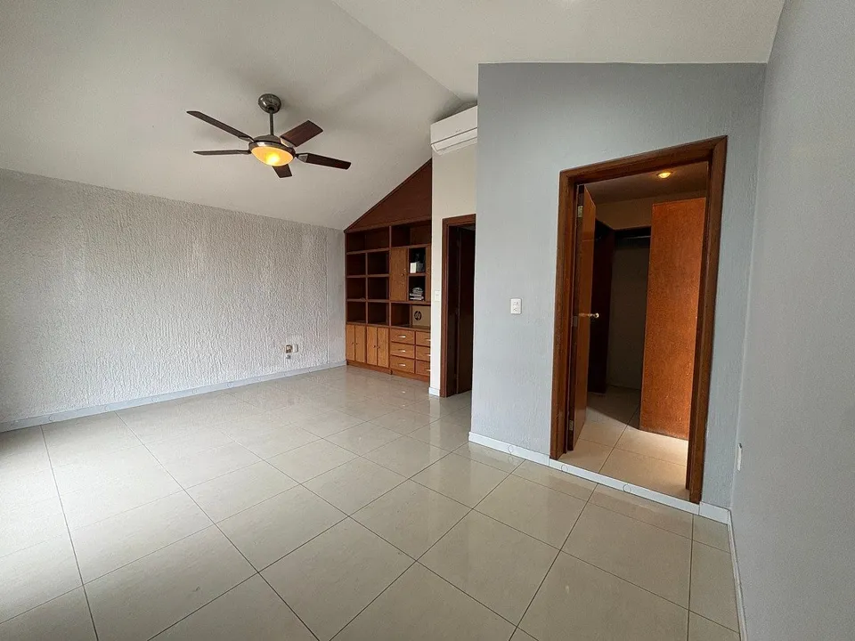 Foto 9 de Casa en renta en Virreyes, Zapopan | 3 recámaras, alberca y terraza
