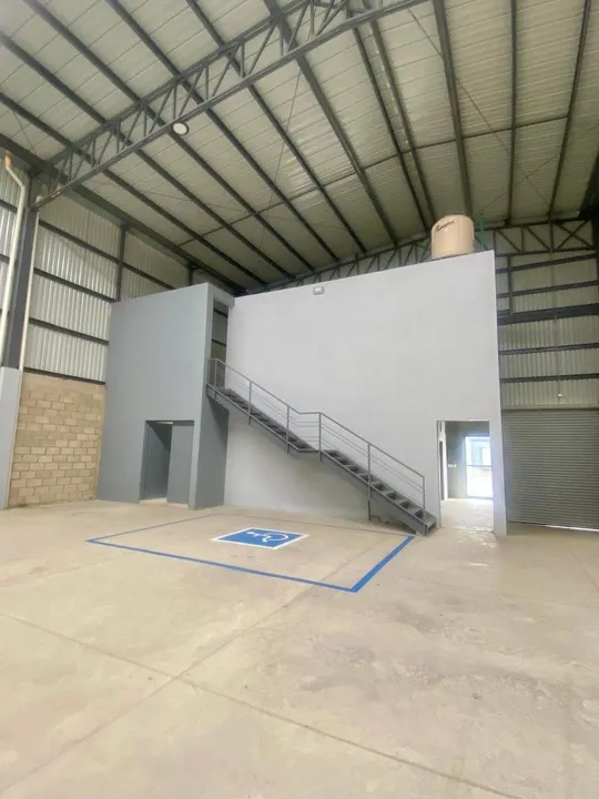 Foto 9 de Bodega en Renta 860 m2 - La Venta del Astillero - Aldea Park - Zapopan