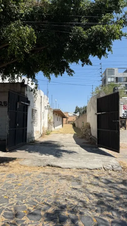 Foto 6 de Terreno en venta en Calzada De Los Laureles, Ciudad Granja, Zapopan