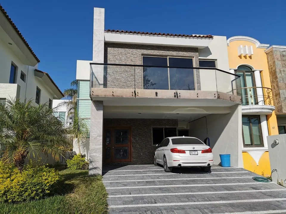 Foto 2 de Casa en Venta en El Manantial