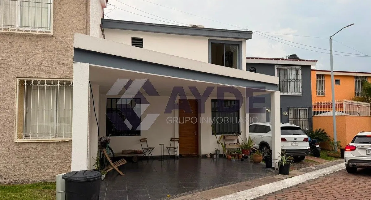 Foto 2 de CASA EN VENTA EN JARDINES DEL COUNTRY INT. 44