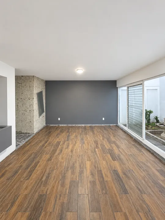 Foto 4 de CASA REMODELADA EN RENTA EN PRADOS PROVIDENCIA | USO DE SUELO MIXTO