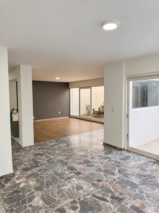 Foto 6 de CASA REMODELADA EN RENTA EN PRADOS PROVIDENCIA | USO DE SUELO MIXTO