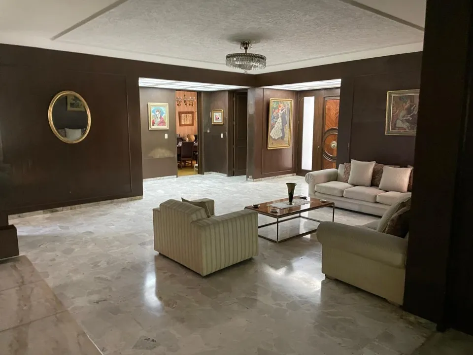 Foto 2 de Casa en venta en Avenida Topacio, Bosques de la Victoria, Guadalajara