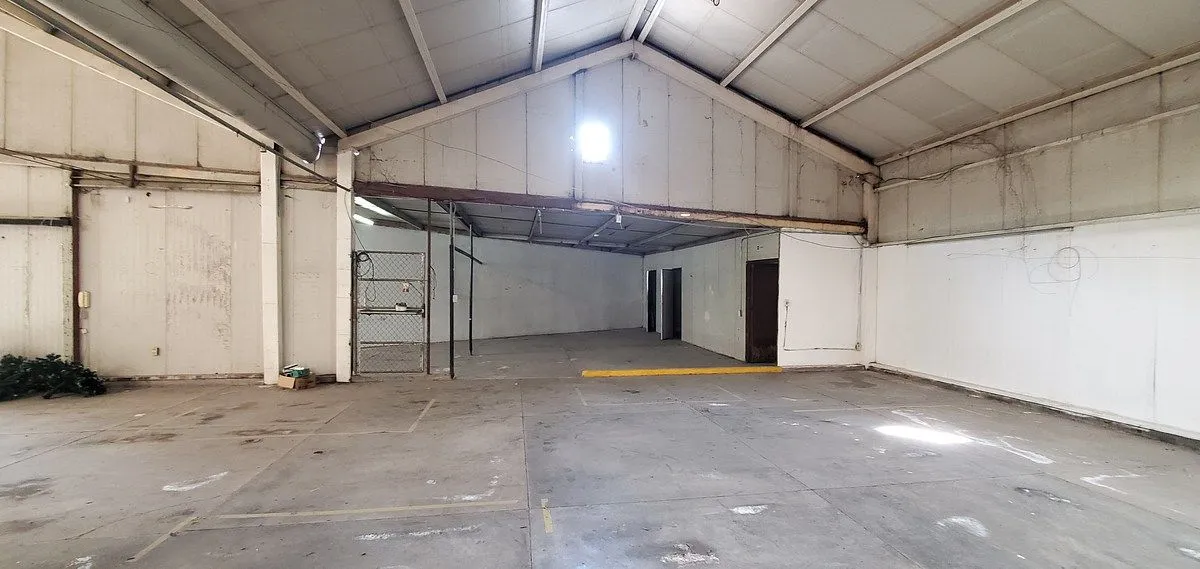 Foto 8 de Bodega Industrial con Oficinas Administrativas - El Campanario
