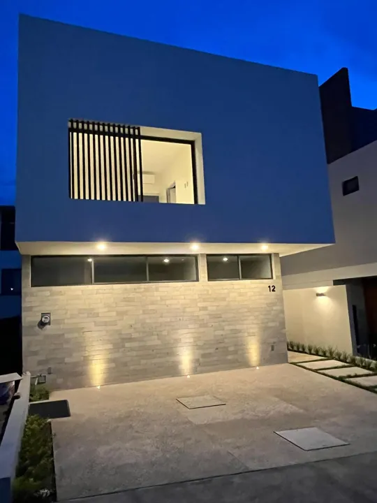 Foto 2 de HERMOSA, CASA EN RENTA, COTO ABEDUL, PARQUES VALLARTA