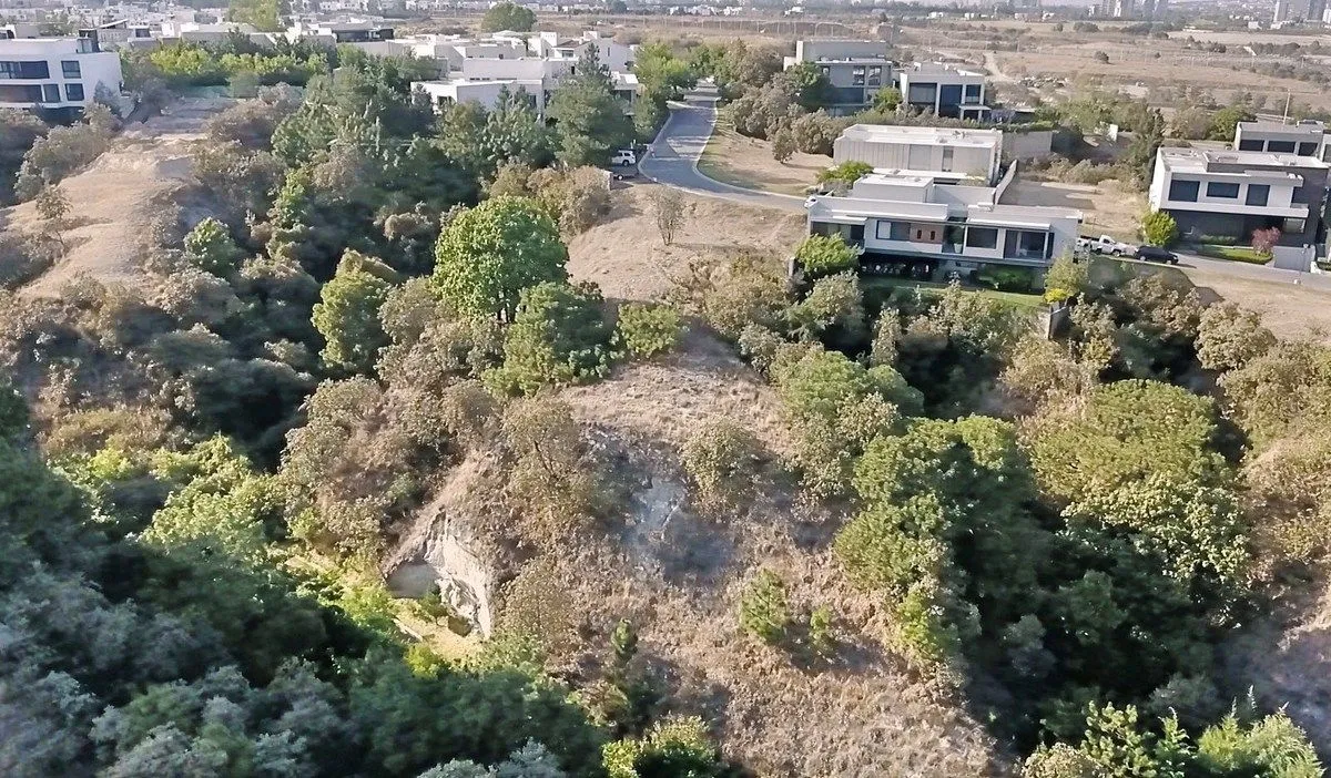 Foto 7 de Terreno  Venta en Las Cumbres Residencial, Zapopan – 1,468 m²