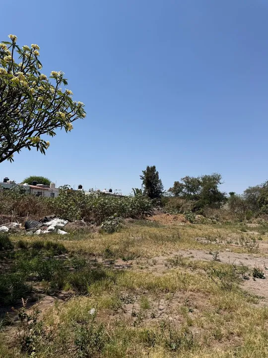 Foto 2 de Terreno en venta en La Tijera