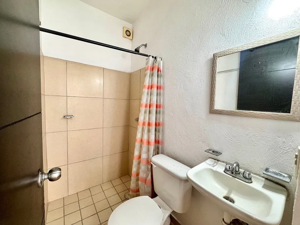 Foto 8 de Casa en Renta en Residencial por punto Sur con 3 Recámaras y  3 Baños
