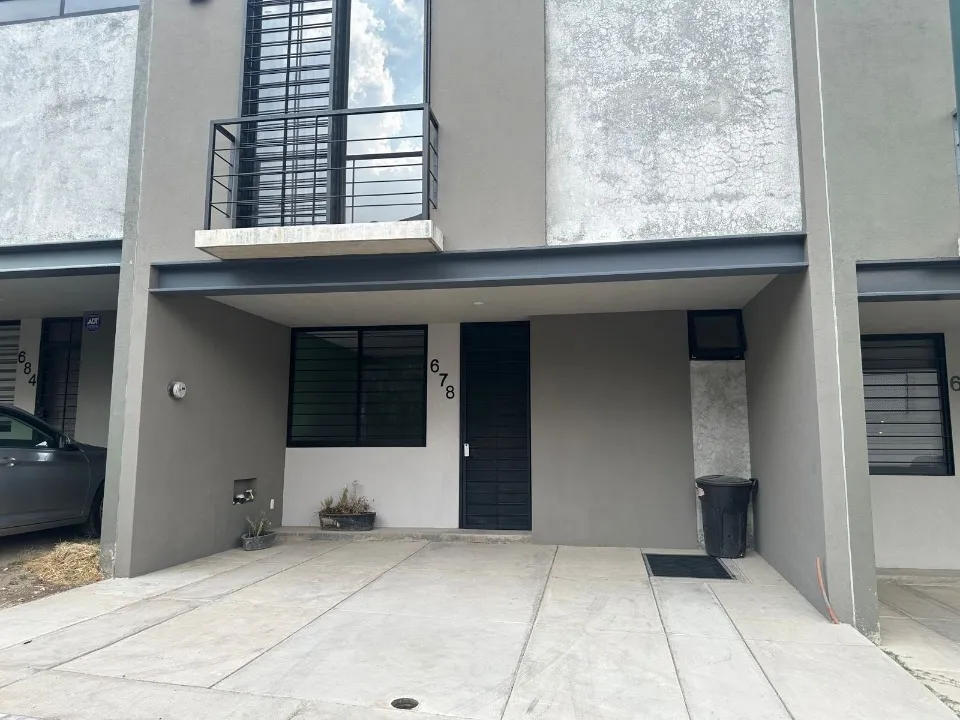 Casa en venta en Luna Bosque, Luna Bosque, Zapopan