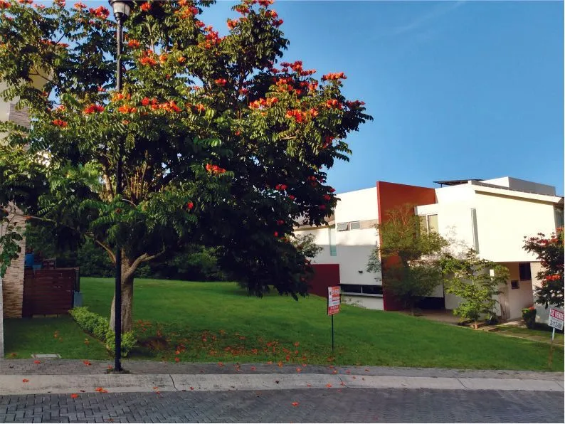 TERRENO EN COTO LA PRADERA, LAS CAÑADAS, ZAPOPAN