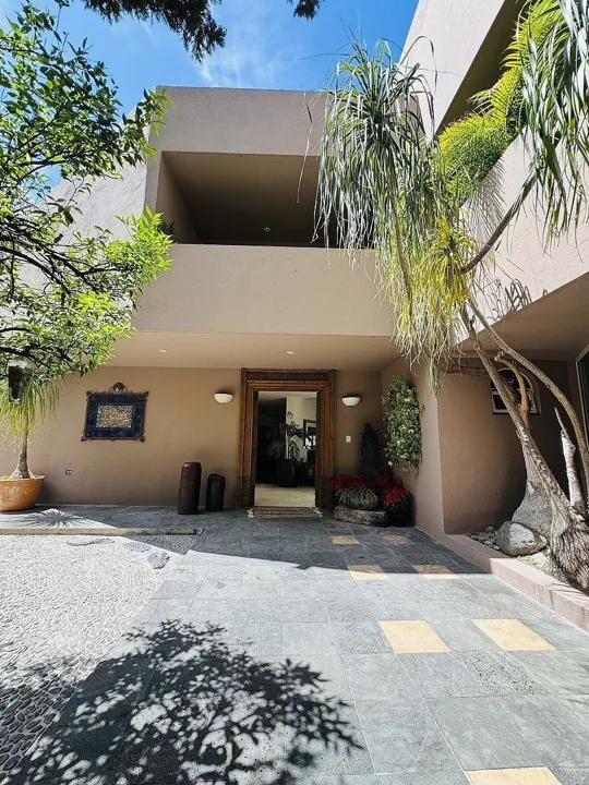 Foto 5 de CASA EN VENTA A la vuelta del Privado San Javier en Colinas de San Javier