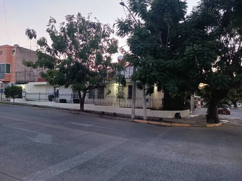 Foto 2 de Casa en venta en Jardines del Country, Guadalajara.