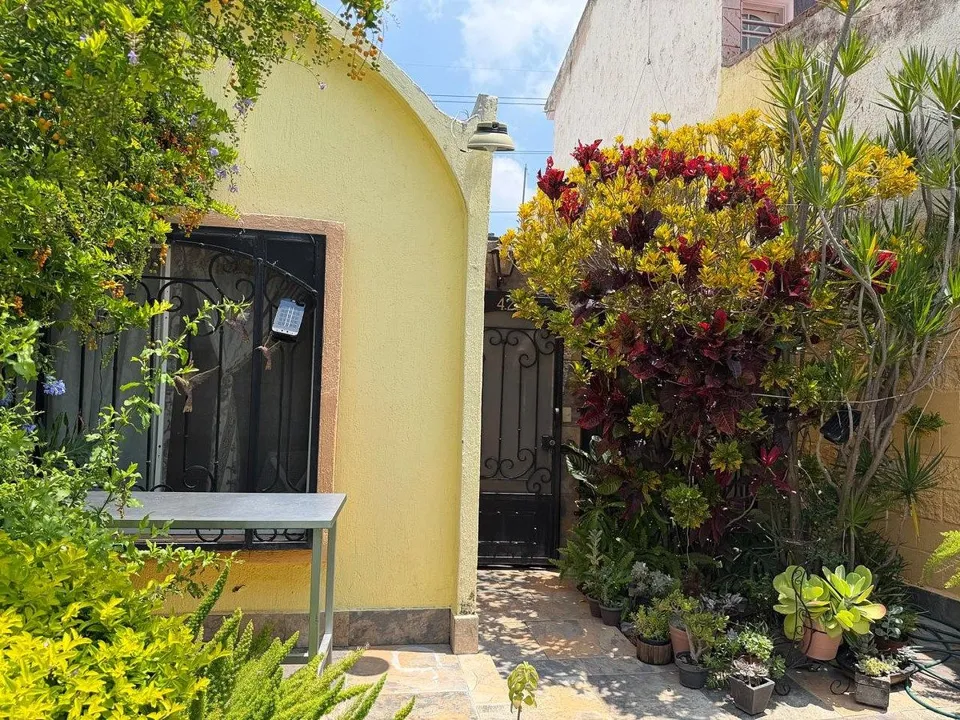 Foto 2 de Casa en Venta en Carretera a Chapala Paseo de los Agaves - Coto Beta Centauro 42