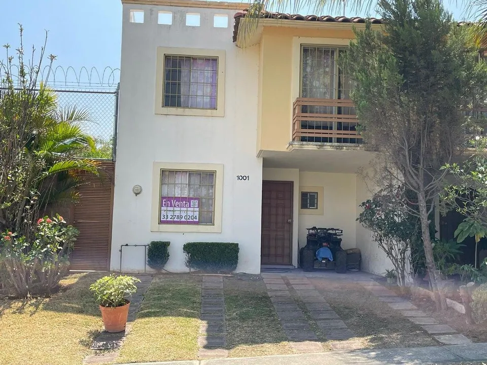 Se vende casa en   Campo Sur, Tlajomulco de Zúñiga