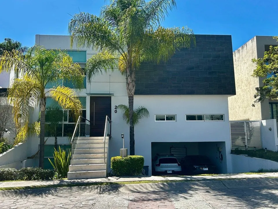CASA EN VENTA EN REAL DEL PARQUE, ZONA ANDARES