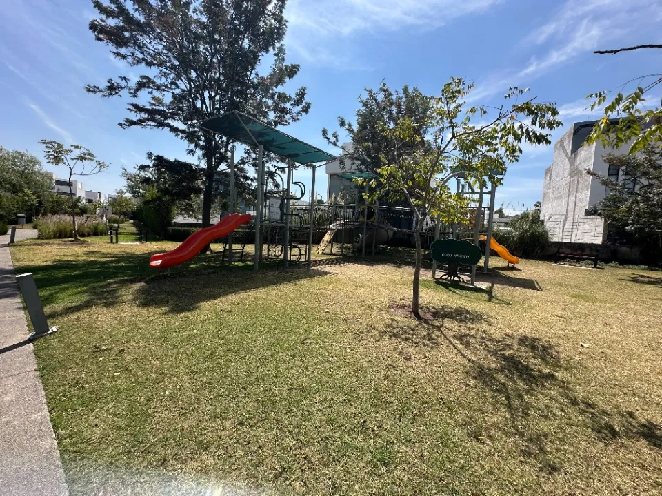 Foto 7 de Terreno en venta en Circuito del Bosque, Bosques Vallarta, Zapopan