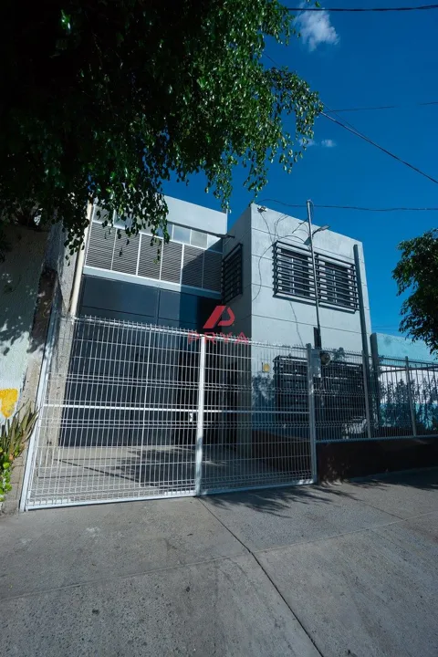 Foto 2 de Bodega Comercial en Renta | Lomas de Polanco – Ideal para Almacén y Oficinas