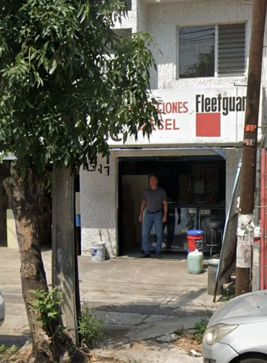 LOCAL Y BODEGA  EN RENTA MERCADO DE ABASTOS