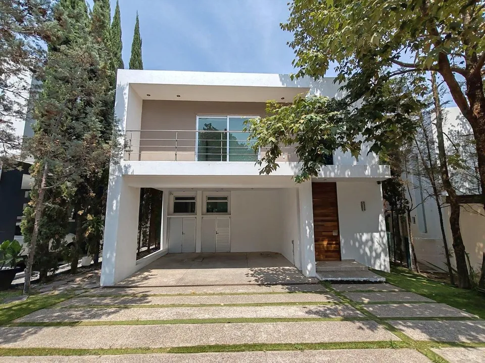 SE RENTA LINDA CASA EN EL CIELO