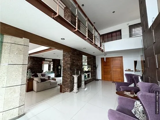 Foto 6 de Residencia en venta con alberca en Zapopan