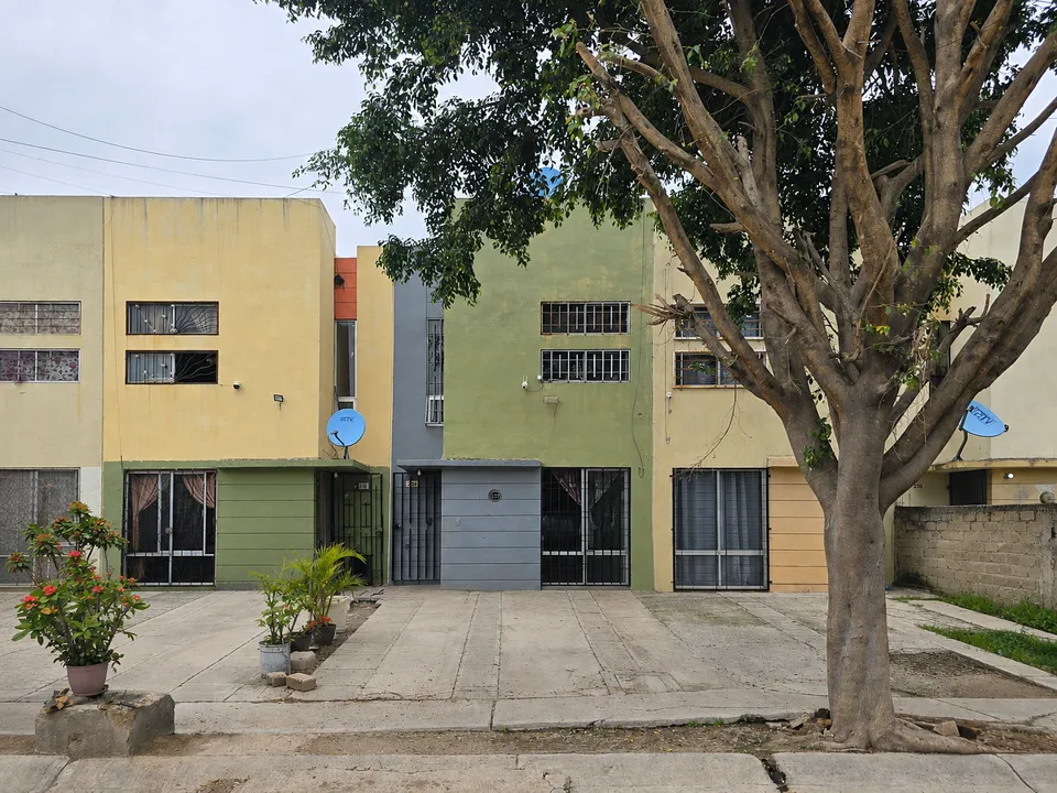 CASA EN VENTA EN LOMAS DEL MIRADOR