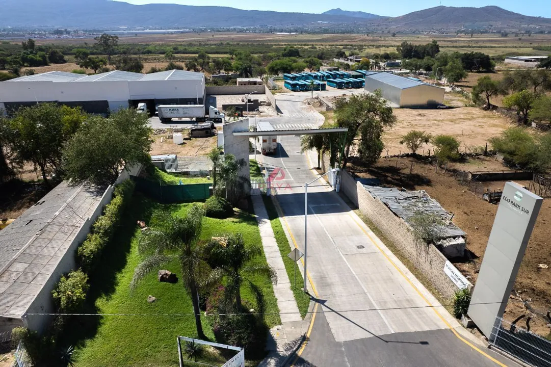 Bodega Industrial en Venta en Tlajomulco de Zuñiga , Jalisco