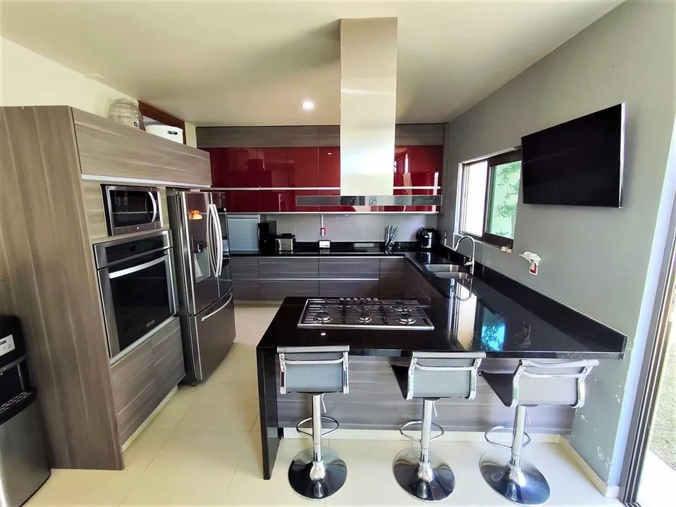 Foto 2 de Casa en venta en Valle Imperial en Zapopan
