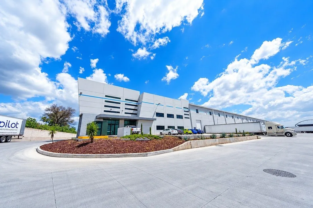 Foto 2 de NAVE INDUSTRIAL EN RENTA | 10,377 m² | CARRETERA A EL SALTO