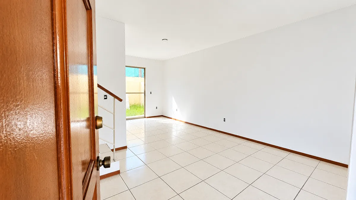 Foto 5 de Casa en renta en El Sereno, Frente a Nueva Galicia | 3 recámaras, 2 autos