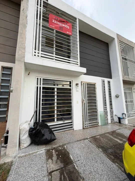 Casa en renta en Circuito Fascia , Fraccionamiento Belcanto , Tlajomulco de Zúñiga
