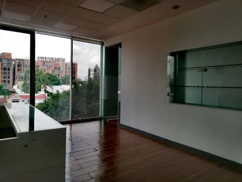 Foto 4 de Renta de oficina corporativa acondicionada, en Providencia, sobre Américas 436m2