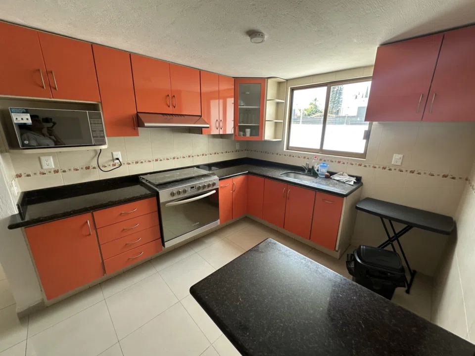 Foto 7 de Casa en renta en Jardines de la Patria a unas cuadras de plaza Galerias