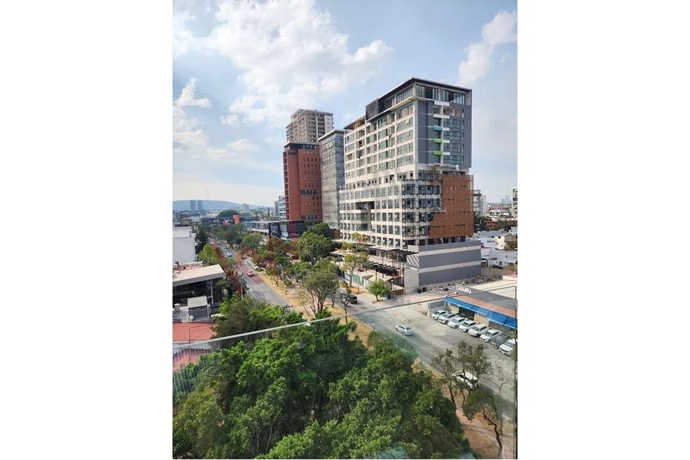 Foto 8 de Propiedad en VENTA - Calle López Cotilla 1199, Americana, 44160 Guadalajara, Jal, México