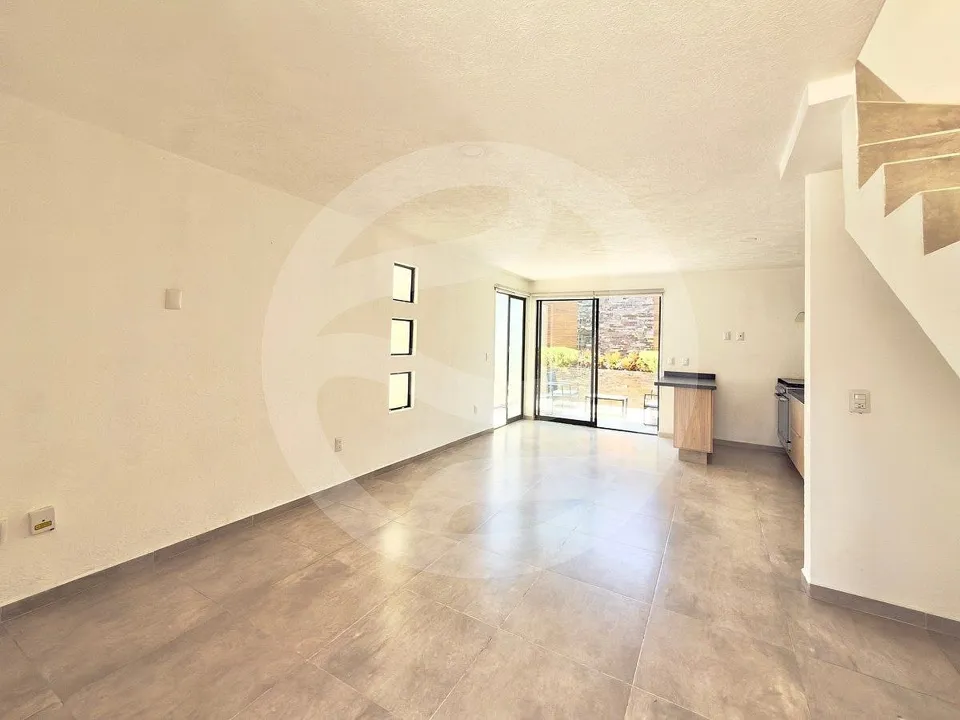 Foto 9 de Casa con 2 recámaras cada una con walk in closet y baño completo en Altara 2
