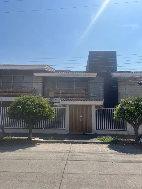 Casa en venta Villa la Victoria cerca de Plaza del Sol