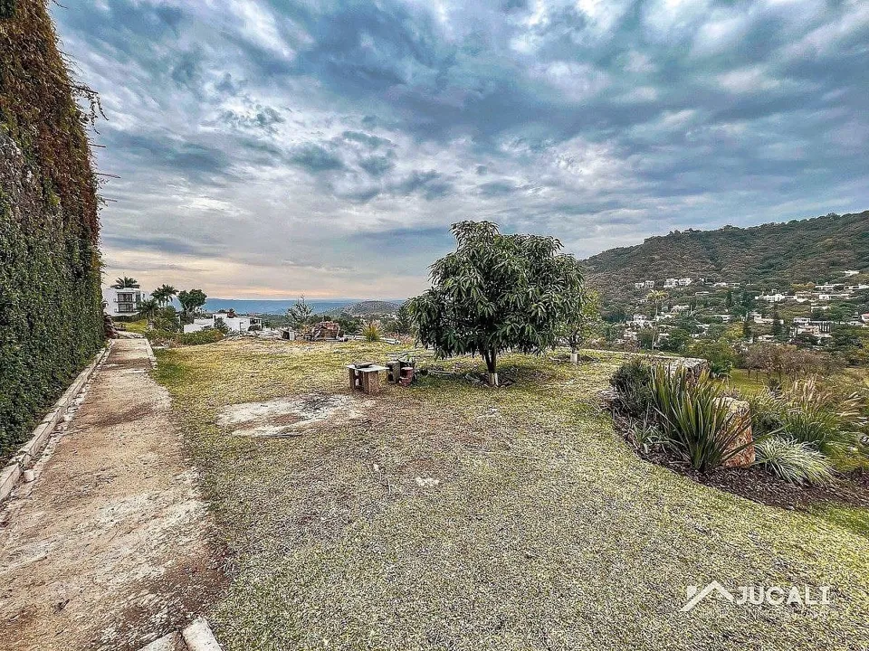 Terreno en Venta con Vista a Campo de Golf en Las Cañadas, Zapopan, Jalisco