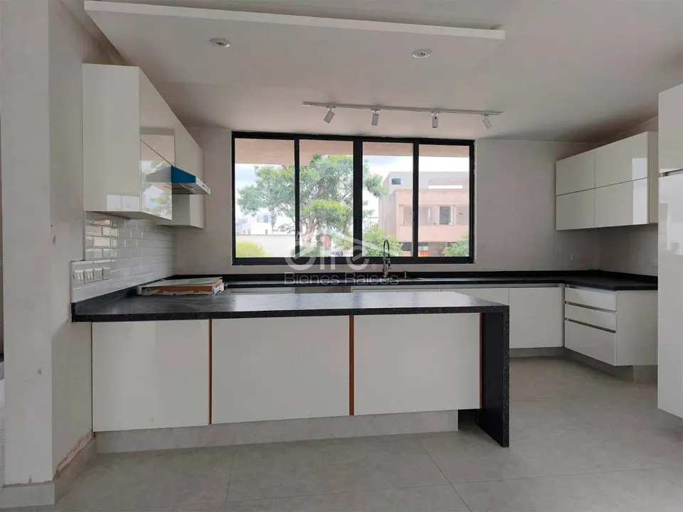 Foto 2 de Casa en venta en Parques Vallarta, Zapopan