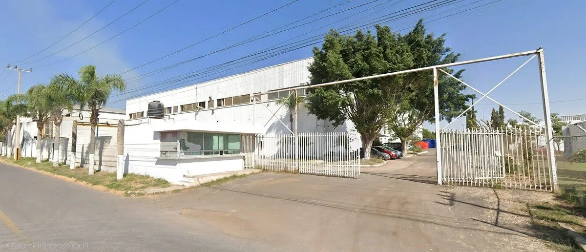 RENTA NAVE INDUSTRIAL EN EL SALTO