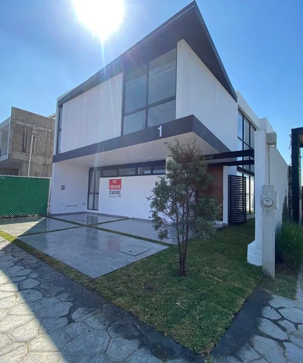 Foto 5 de CASA EN VENTA VALLE IMPERIAL COTO MAPLE C-1