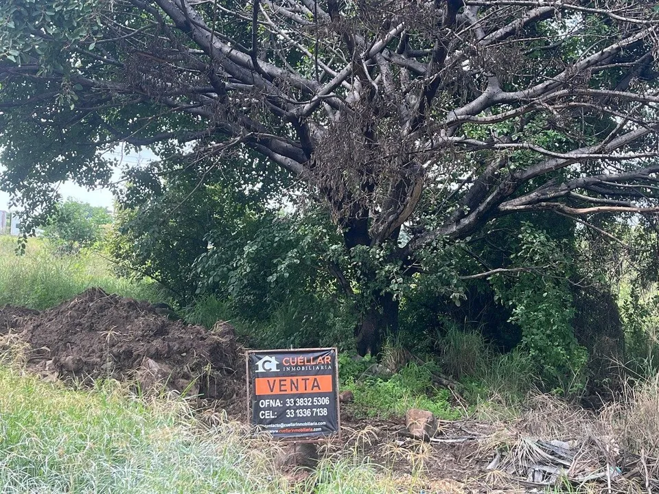 TERRENO EN VENTA EN FRACC. PUERTA DEL SOL, TONALA, JAL.