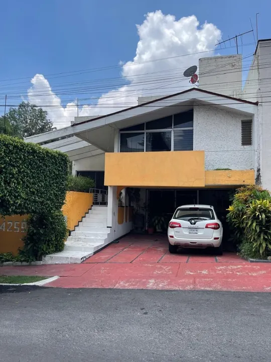 Casa en Villa Universitaria, Zapopan