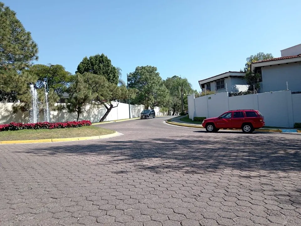 Foto 2 de Terreno en Venta en Lomas del Bosque